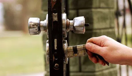 St Petersburg Lock And Key St Petersburg, FL 727-378-0475 - 13-Re-key-Locks